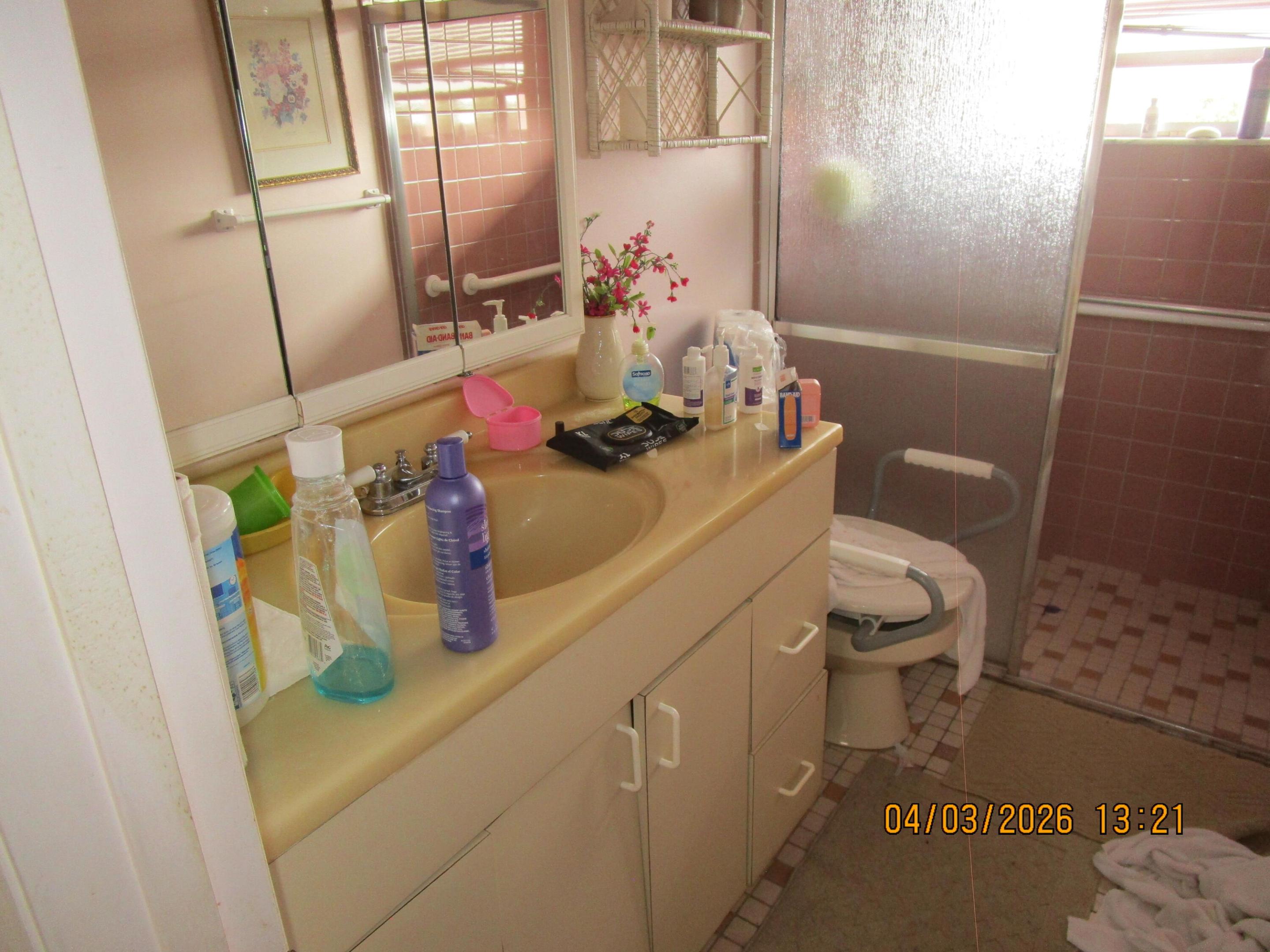 SUNRISE LAKES 118 CONDO - Residential