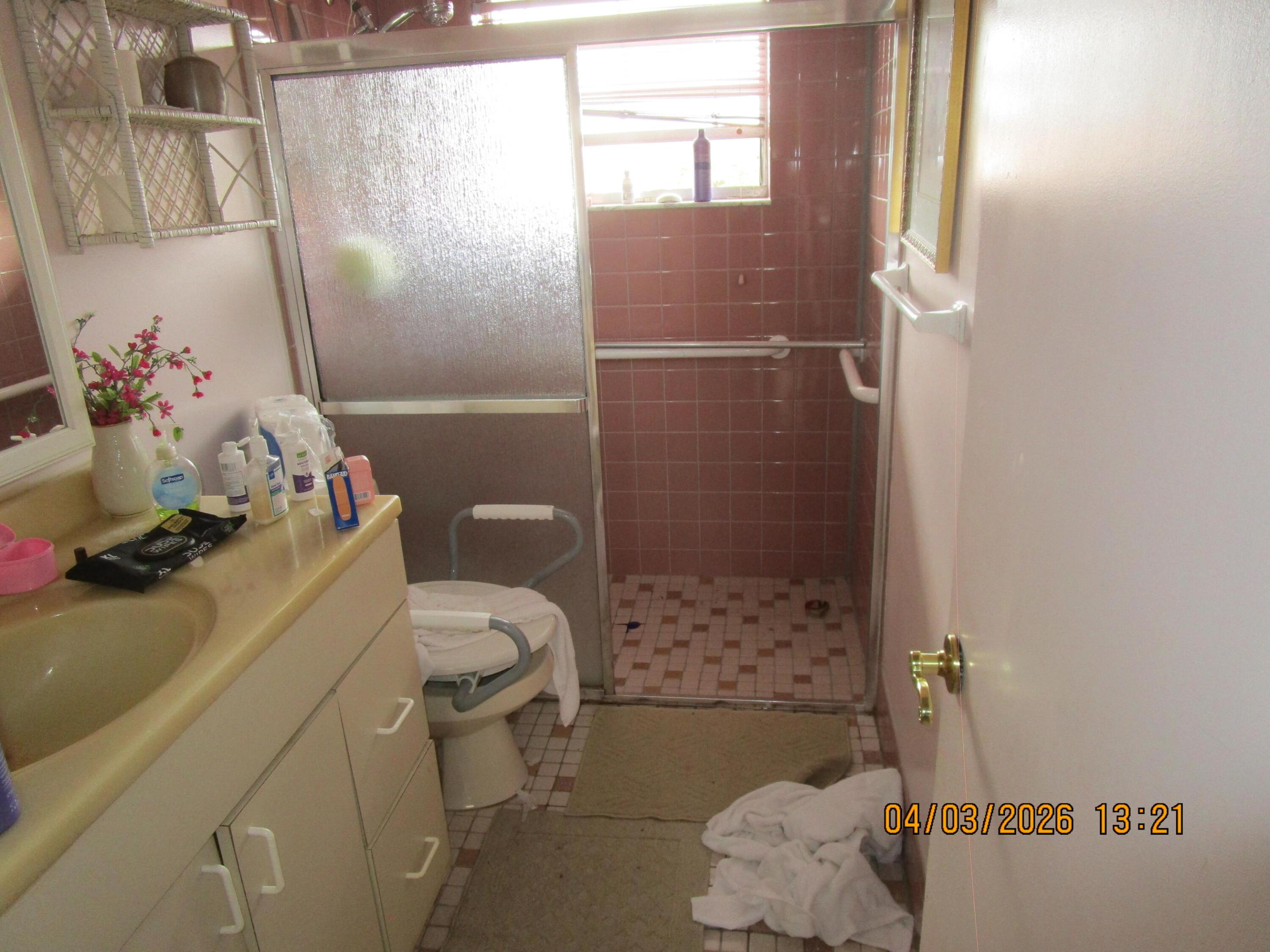 SUNRISE LAKES 118 CONDO - Residential