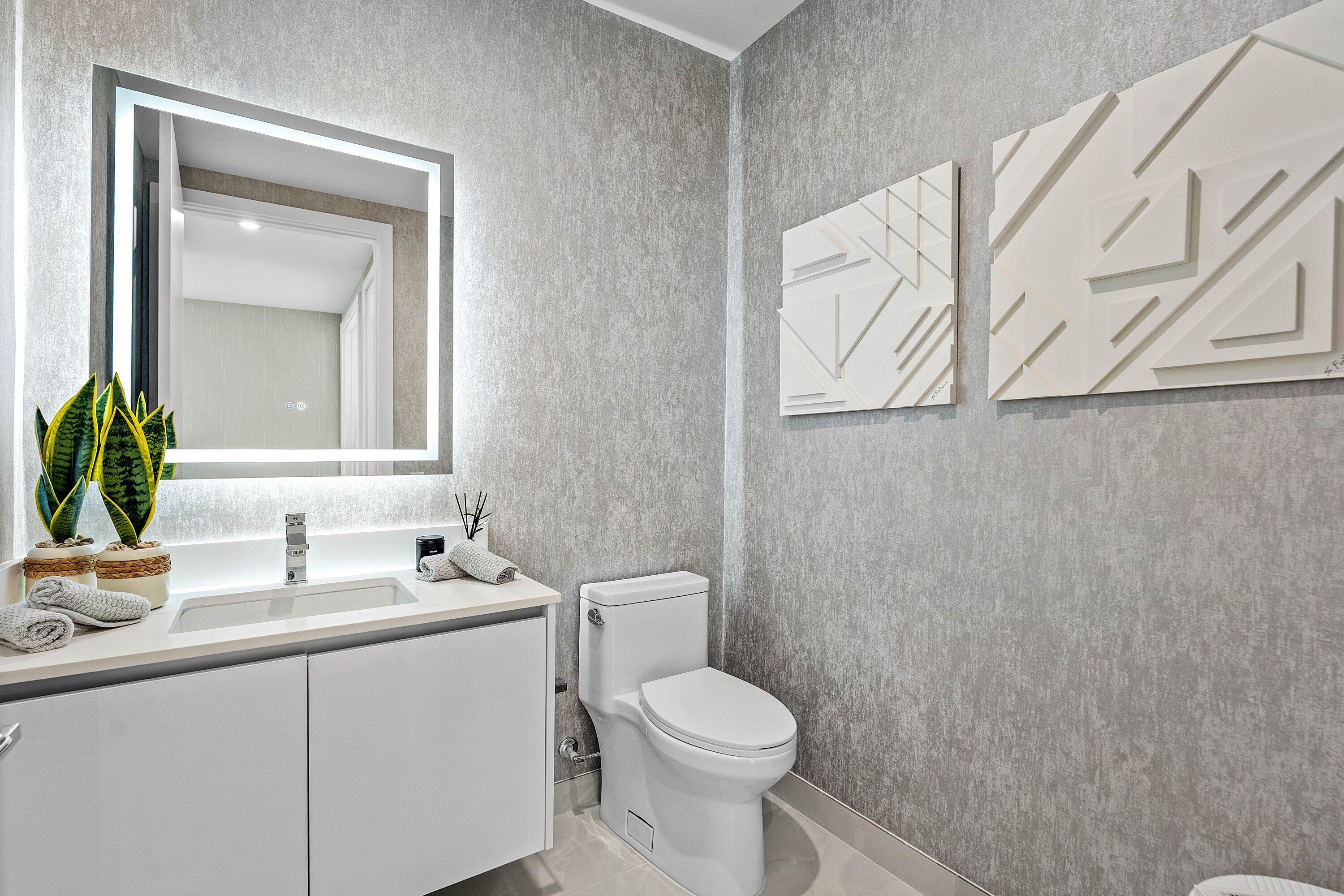 Nautilus 220 Condominium - Residential