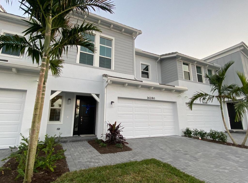 Photo of 16280 Oakview Drive, Westlake, FL 33470 (MLS # R11135289)