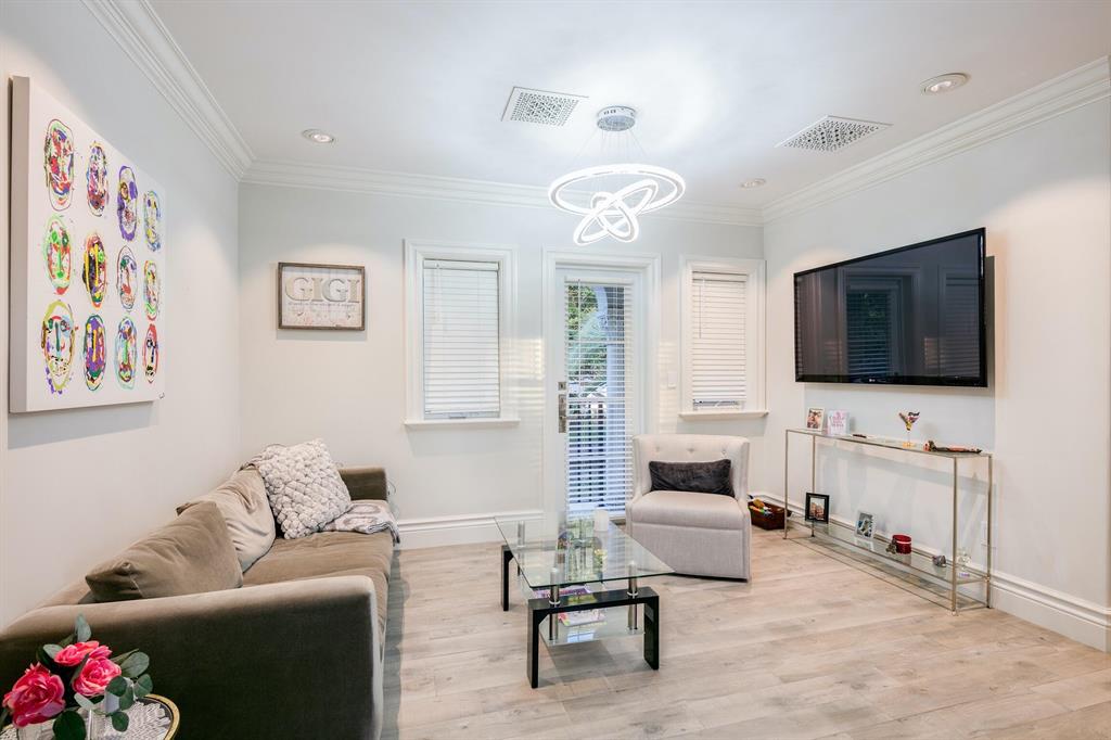 LONG LAKE ESTATES 1 AS - Residential