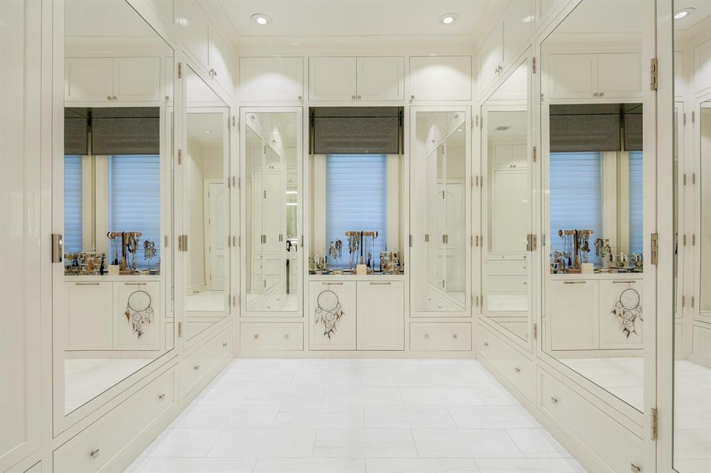 LONG LAKE ESTATES 1 AS - Residential