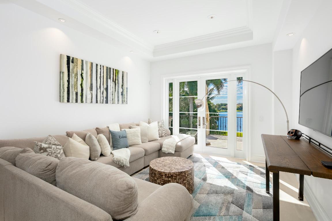 LONG LAKE ESTATES 1 AS - Residential