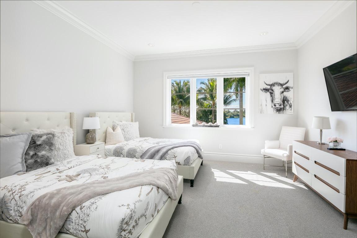 LONG LAKE ESTATES 1 AS - Residential