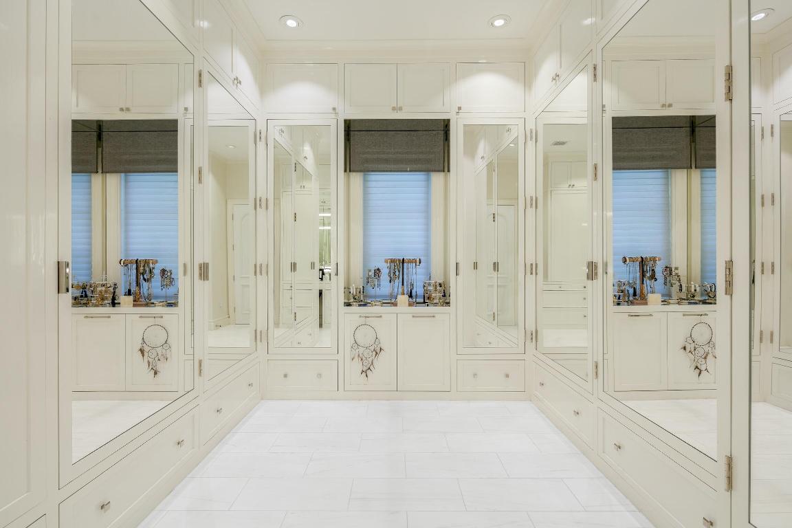 LONG LAKE ESTATES 1 AS - Residential