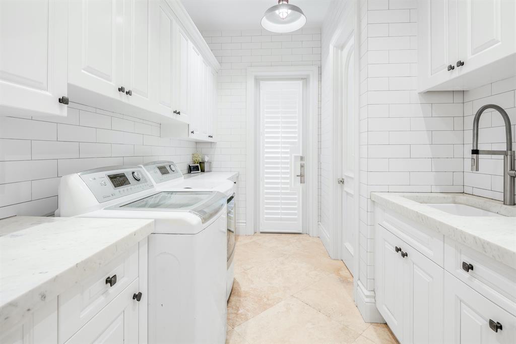 LONG LAKE ESTATES 1 AS - Residential