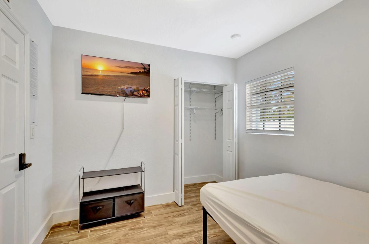 PORT ST LUCIE SECTION 27 - Residential Income