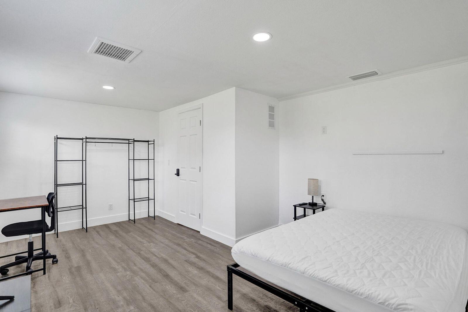 PORT ST LUCIE SECTION 27 - Residential Income