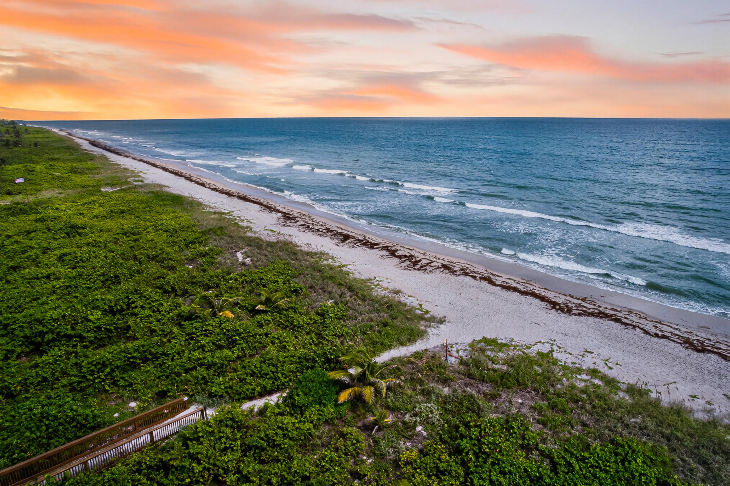 2700 N HIGHWAY A1A 302