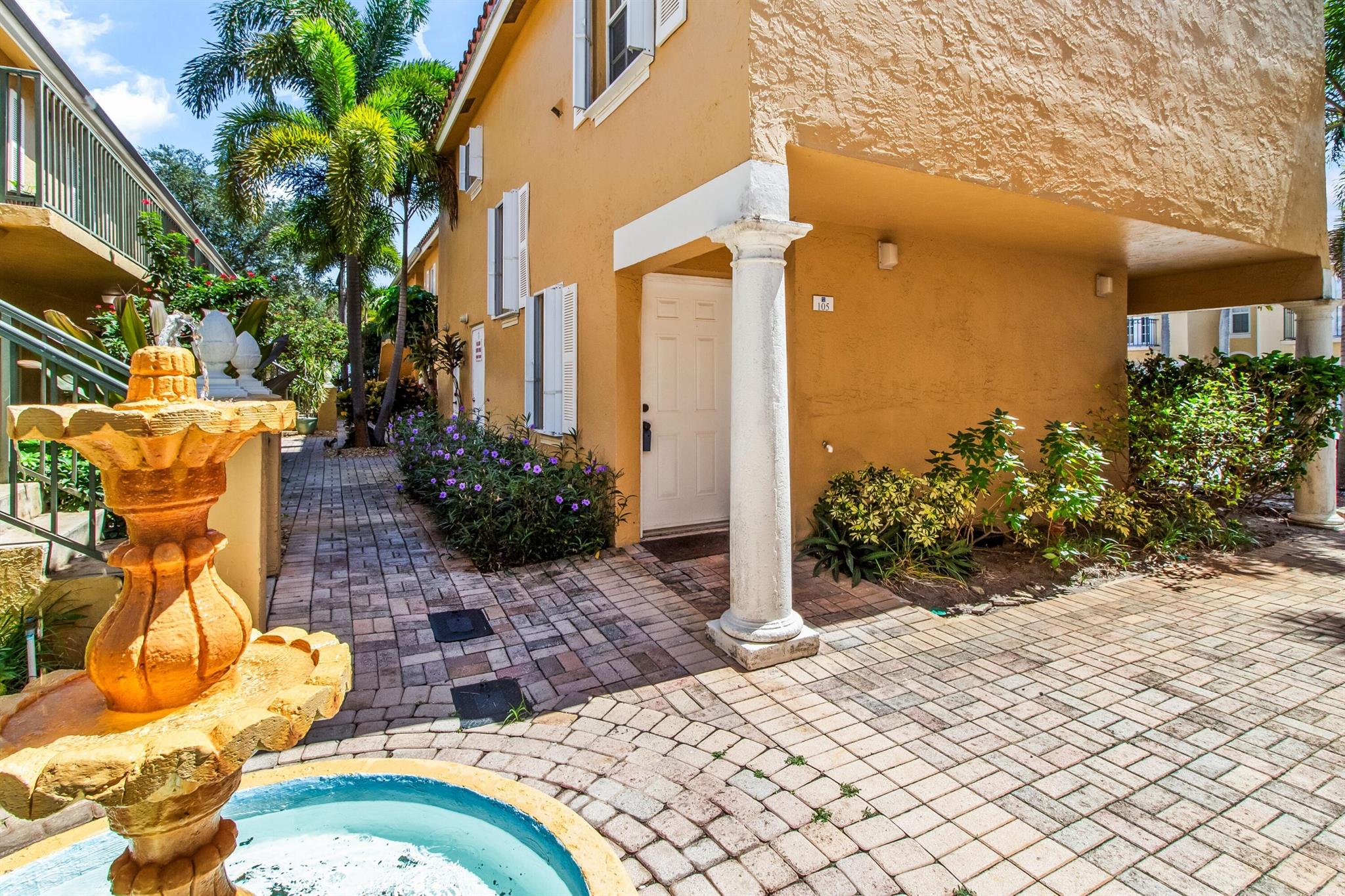 Bay Reach Condo - Residential Lease