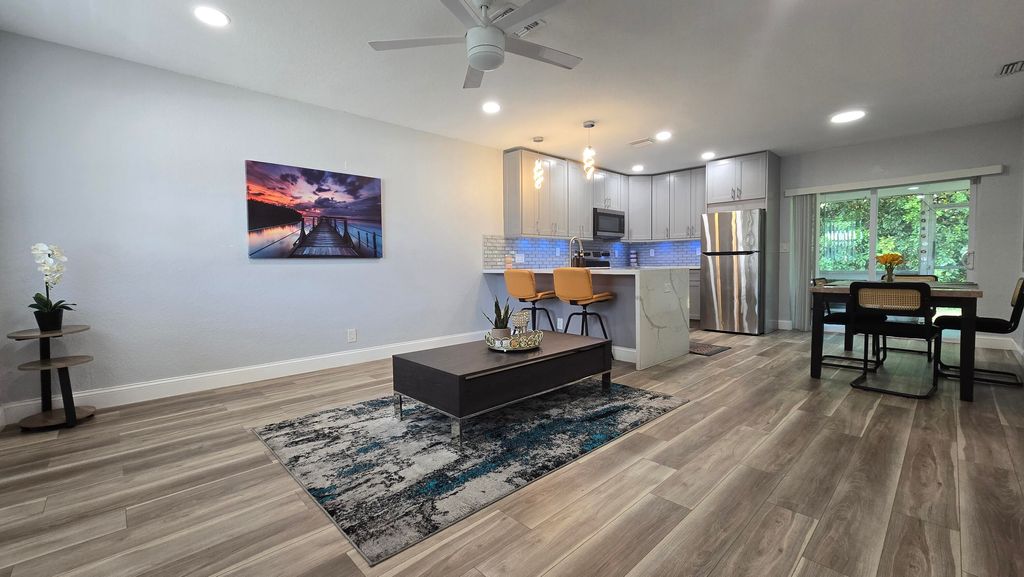 Photo of 5815 Cleveland Street, Hollywood, FL 33021 (MLS # B26028297)