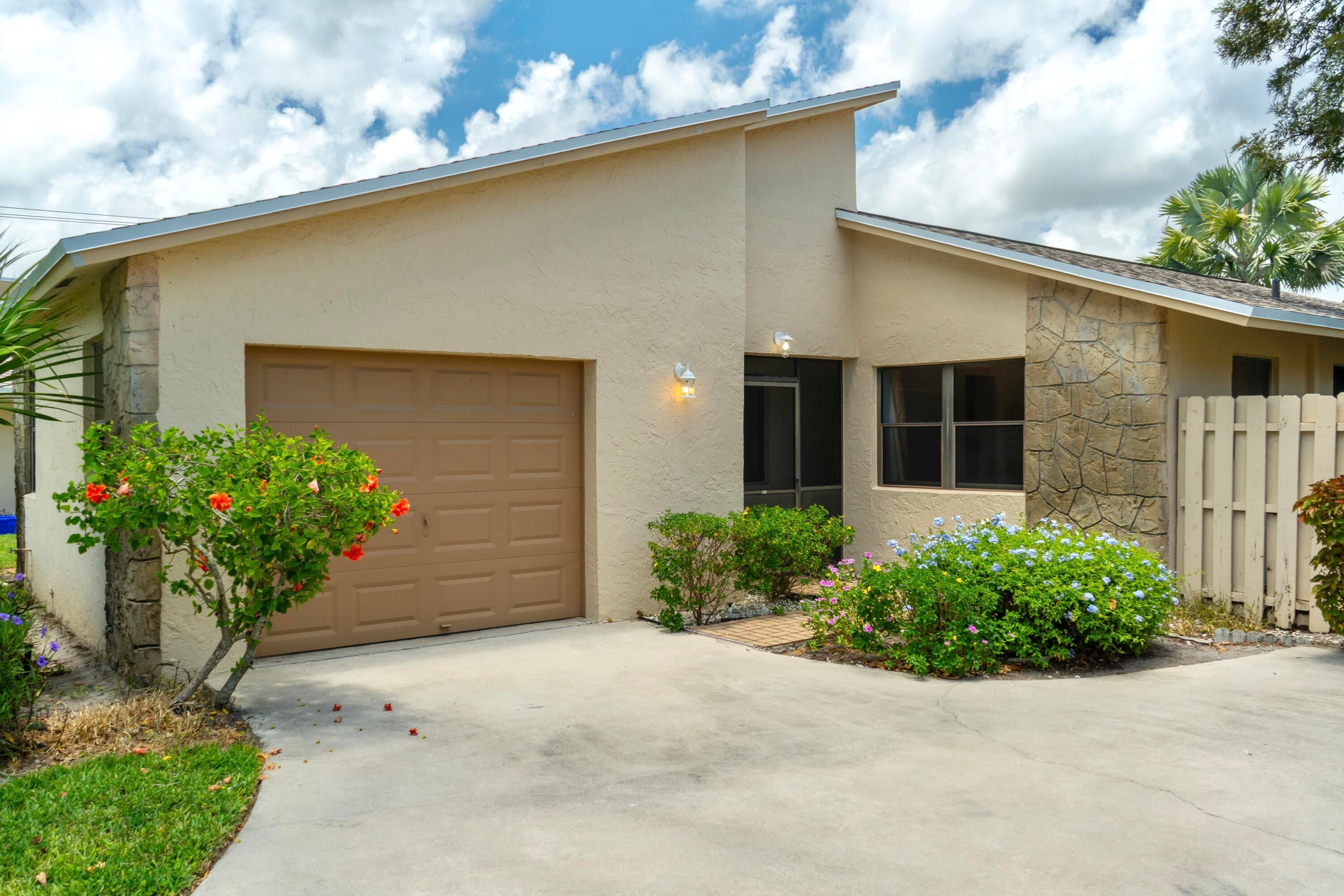 3155 NW 9th Street