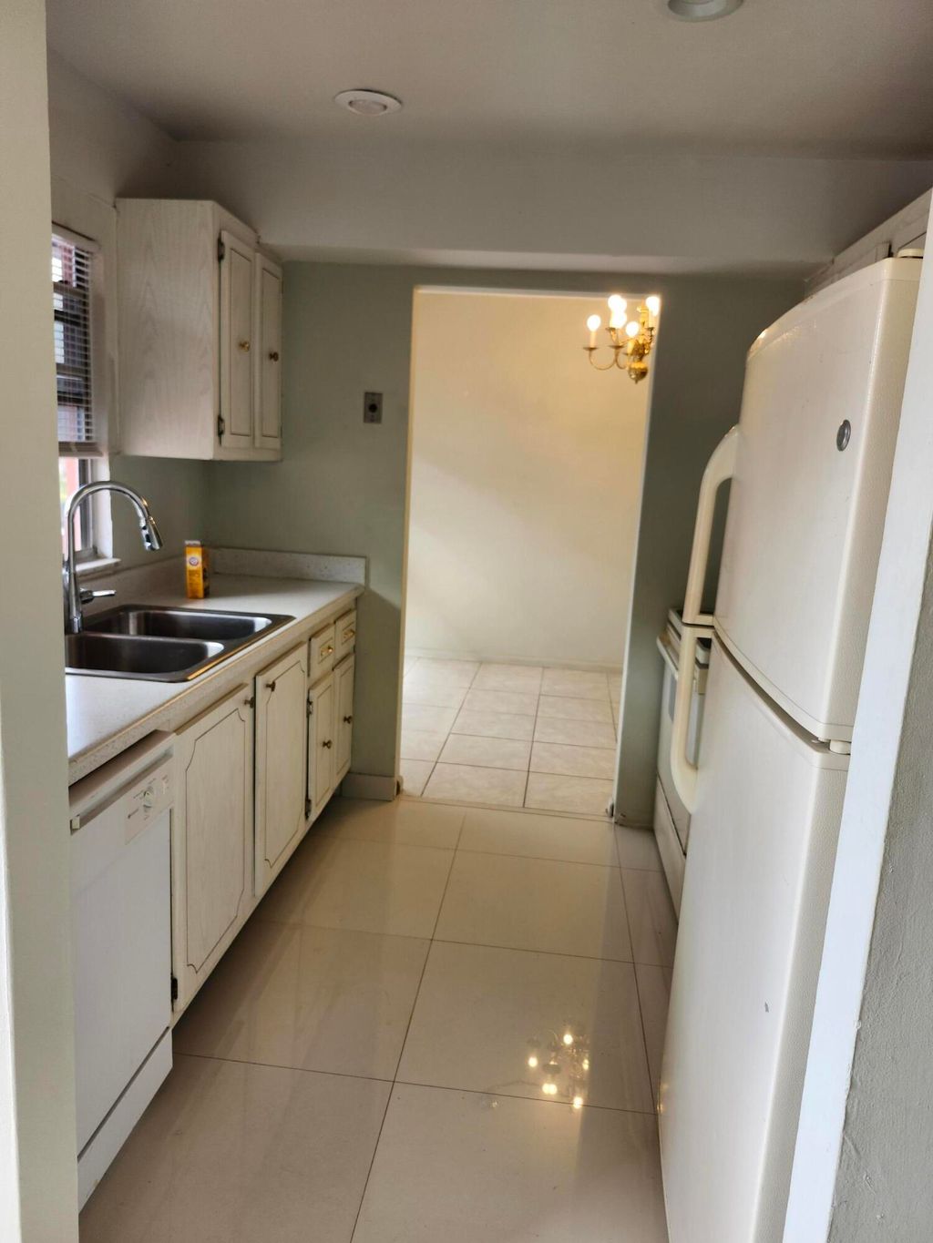 Photo of 17 Golfs #H, West Palm Beach, FL 33417 (MLS # B26023348)