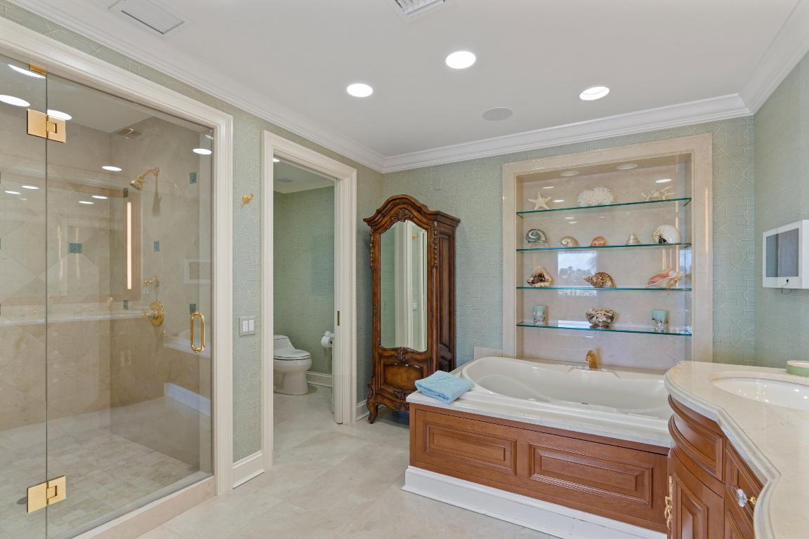 VILLAS INC - Residential