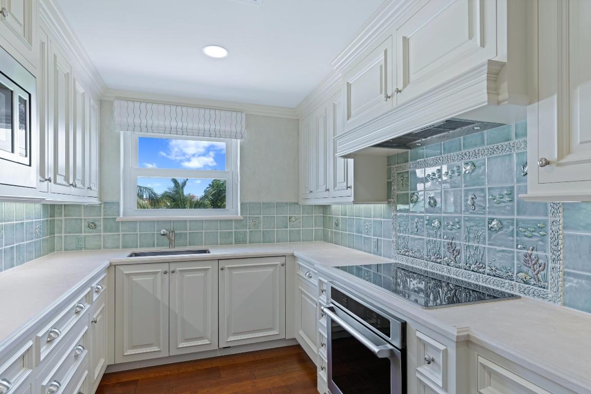 VILLAS INC - Residential