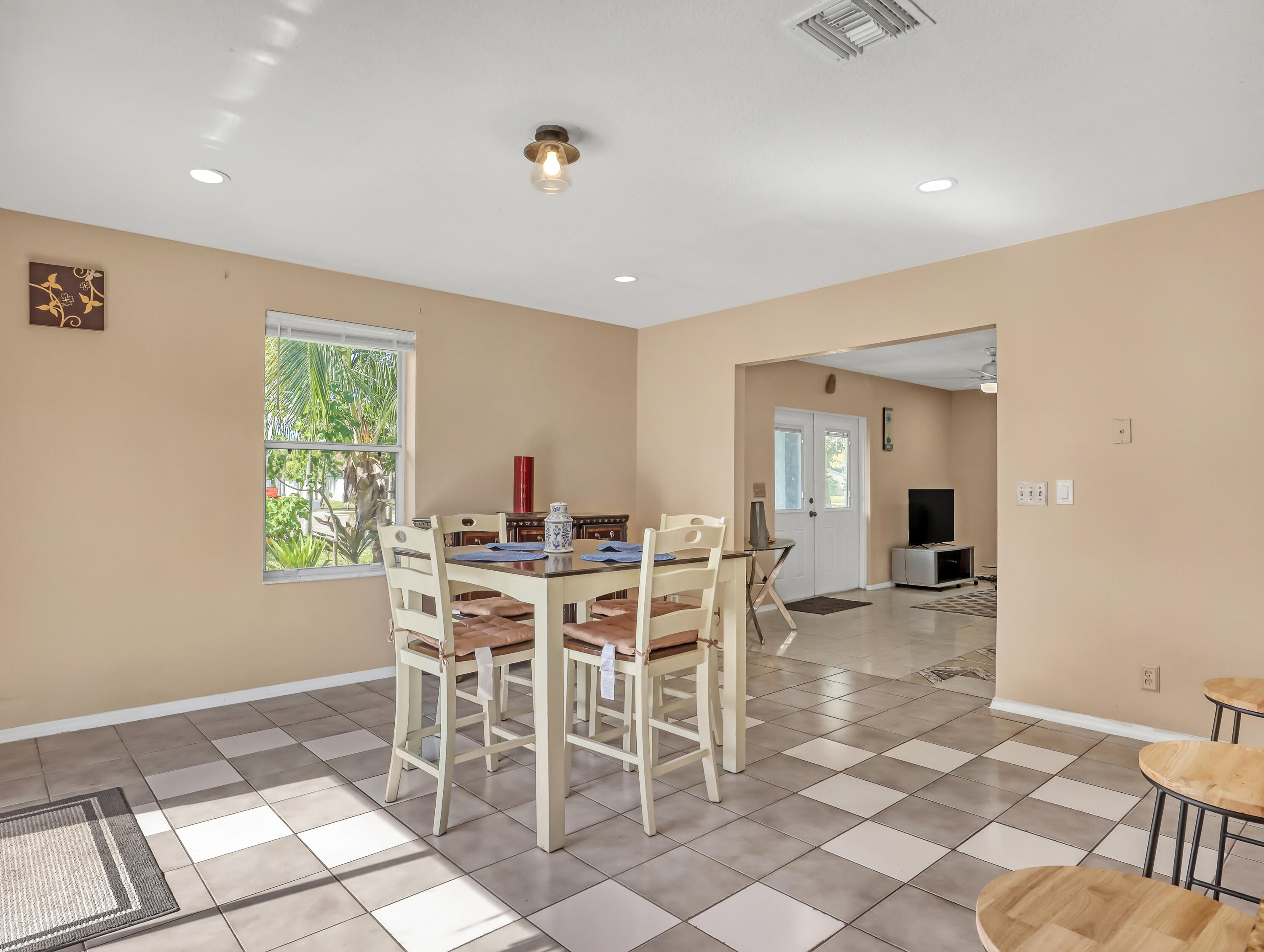 SUGAR POND MANOR OF WELLI - Residential Lease