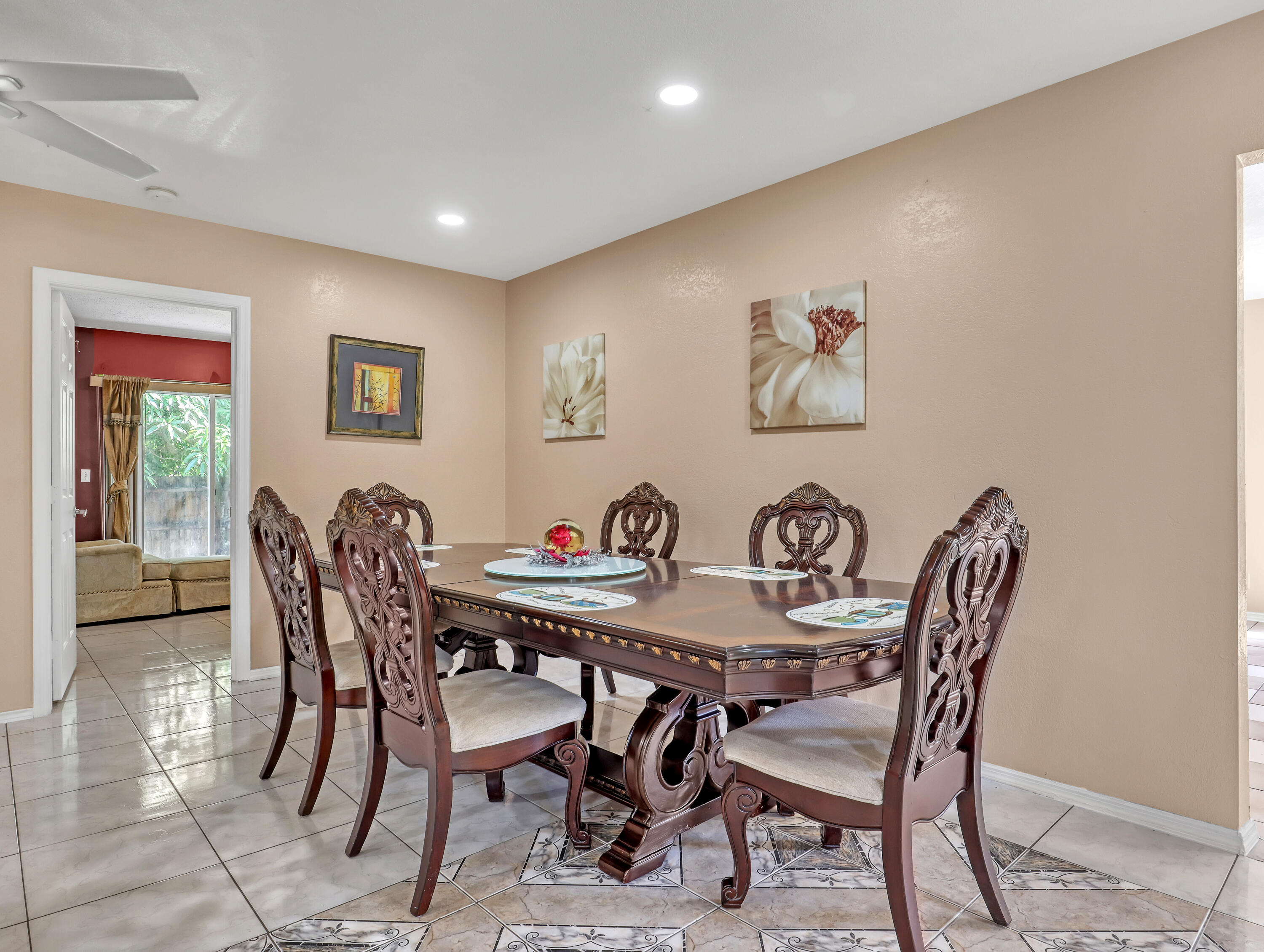 SUGAR POND MANOR OF WELLI - Residential Lease