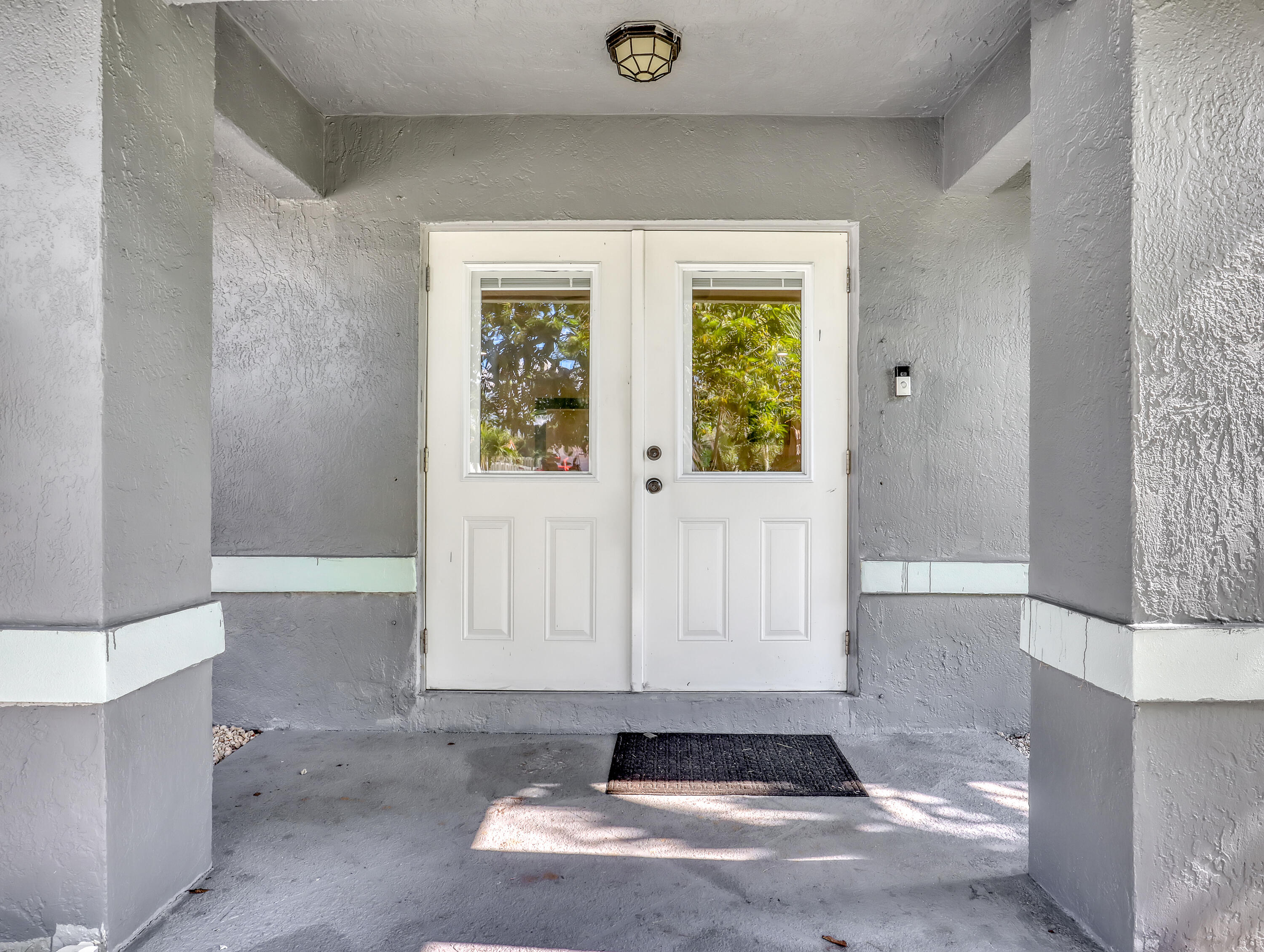 SUGAR POND MANOR OF WELLI - Residential Lease