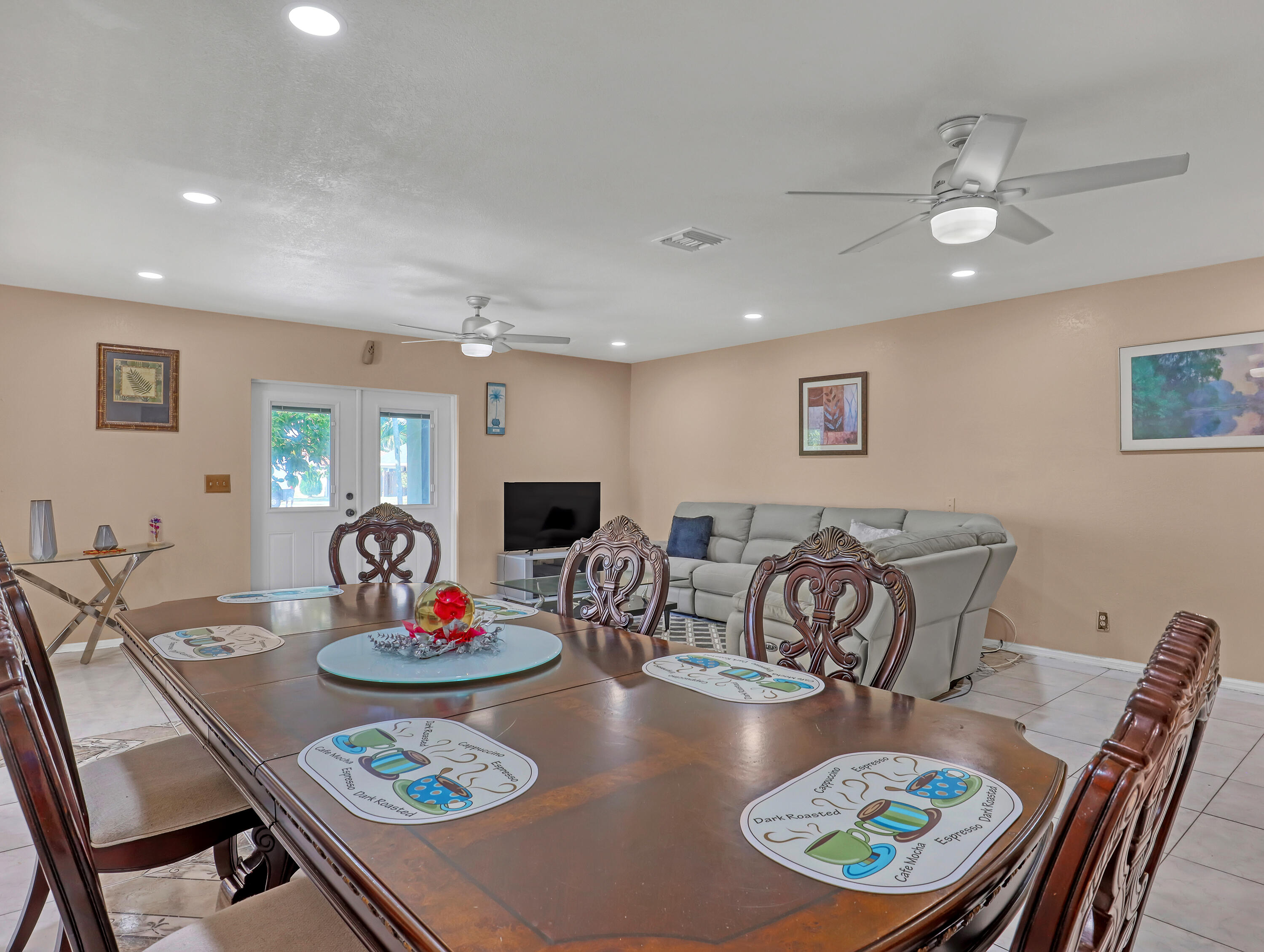 SUGAR POND MANOR OF WELLI - Residential Lease