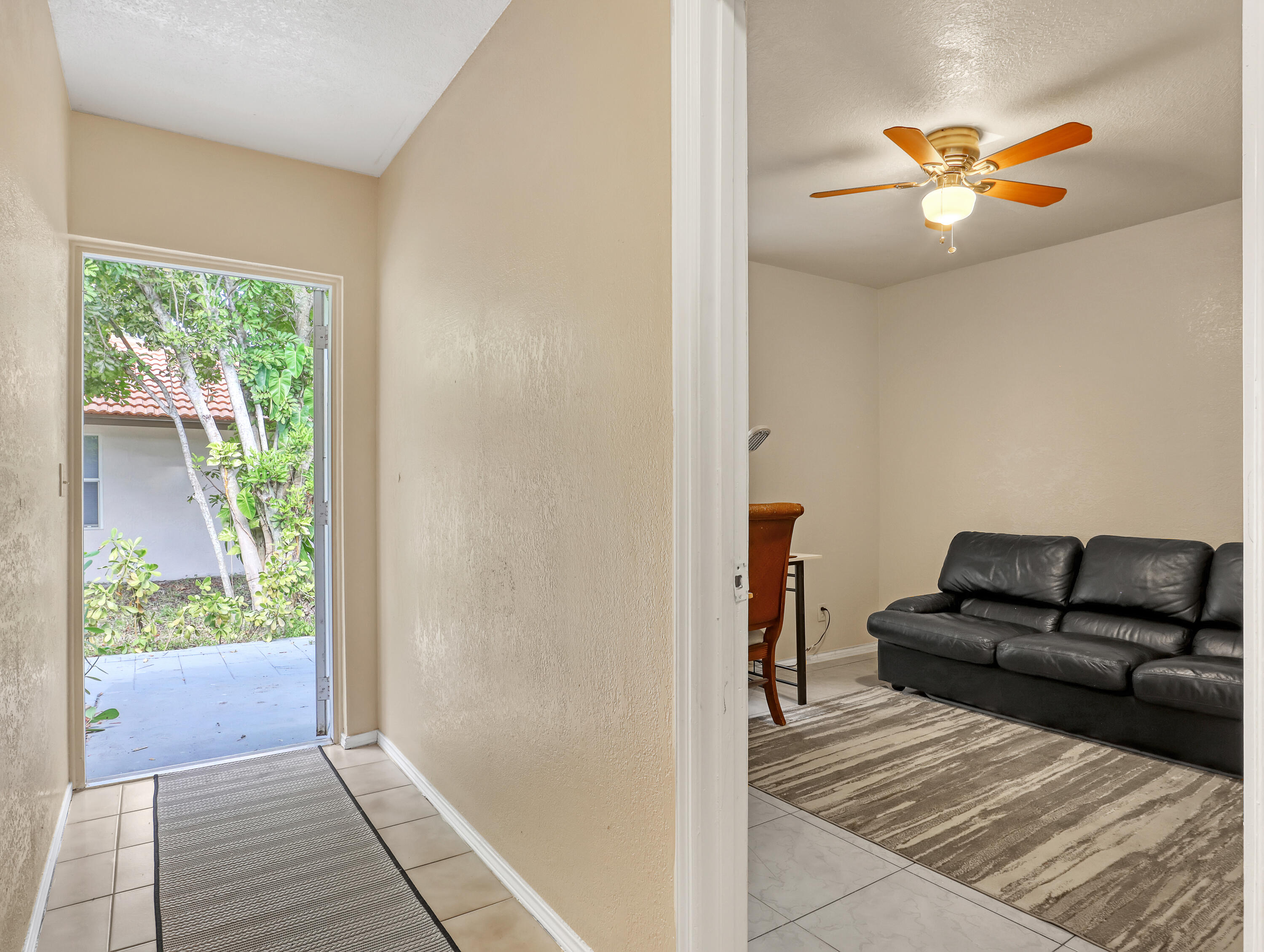 SUGAR POND MANOR OF WELLI - Residential Lease