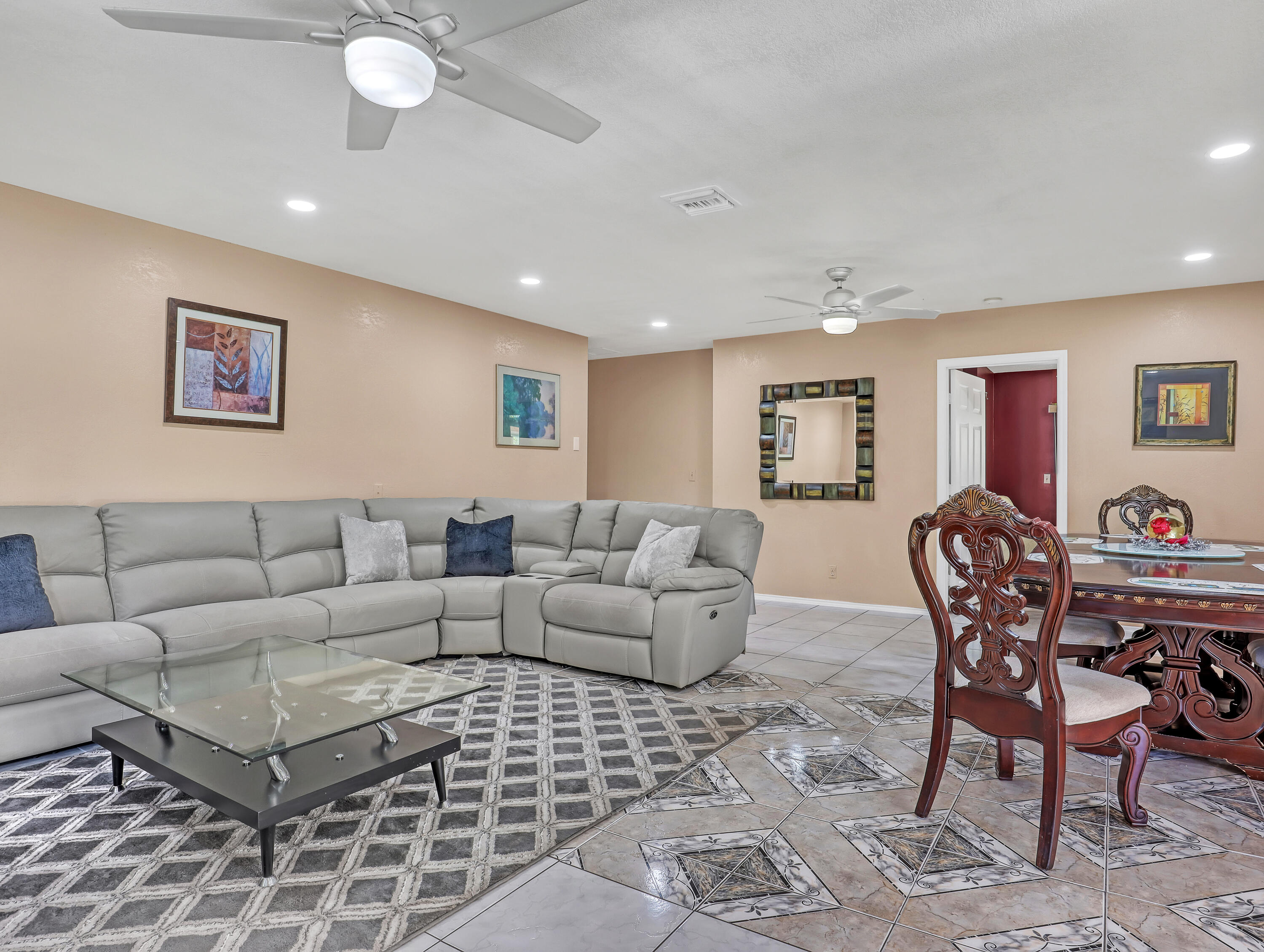 SUGAR POND MANOR OF WELLI - Residential Lease