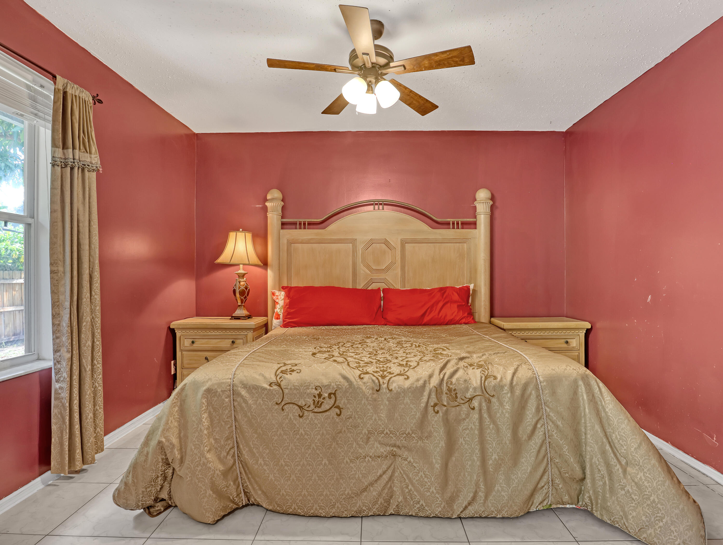 SUGAR POND MANOR OF WELLI - Residential Lease