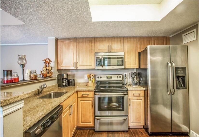 Properties 8935 Okeechobee Boulevard 204