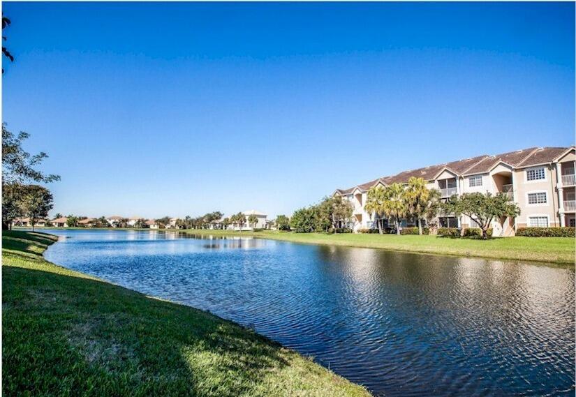 Properties 8935 Okeechobee Boulevard 204