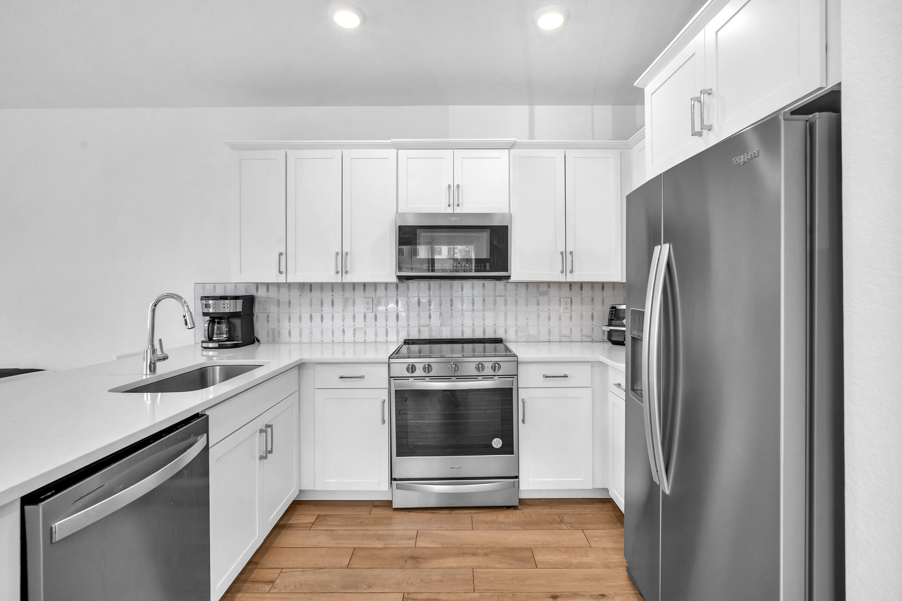 MERRICK SQUARE - Residential