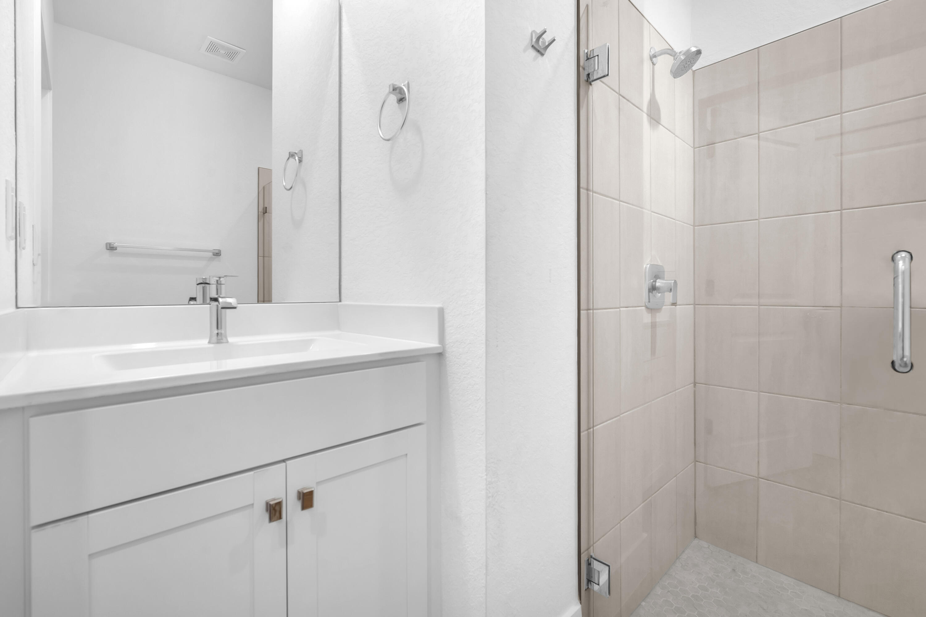 MERRICK SQUARE - Residential