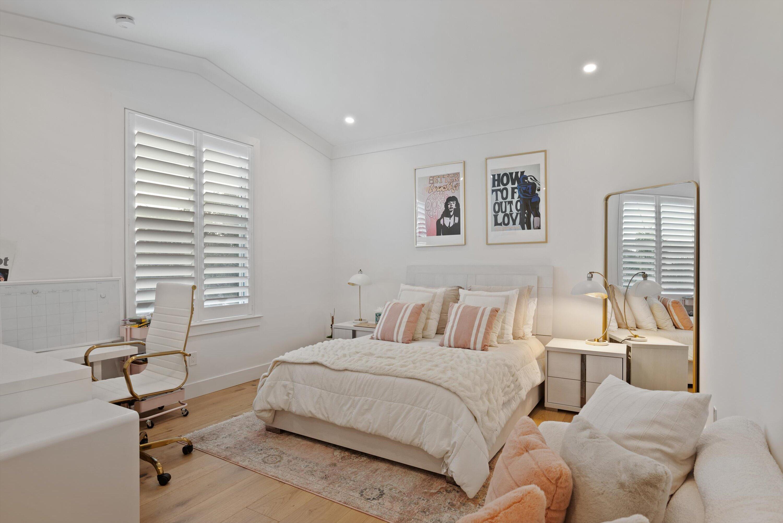 GOLF COURSE ADD TO VILLAGE OF NORTH PALM BEACH - Residential