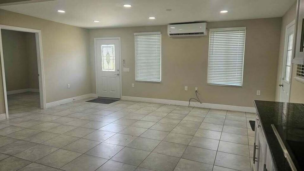 Photo of 703 Ulrich Road #3, Fort Pierce, FL 34982 (MLS # R11102593)