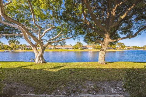 A home in Deerfield Beach