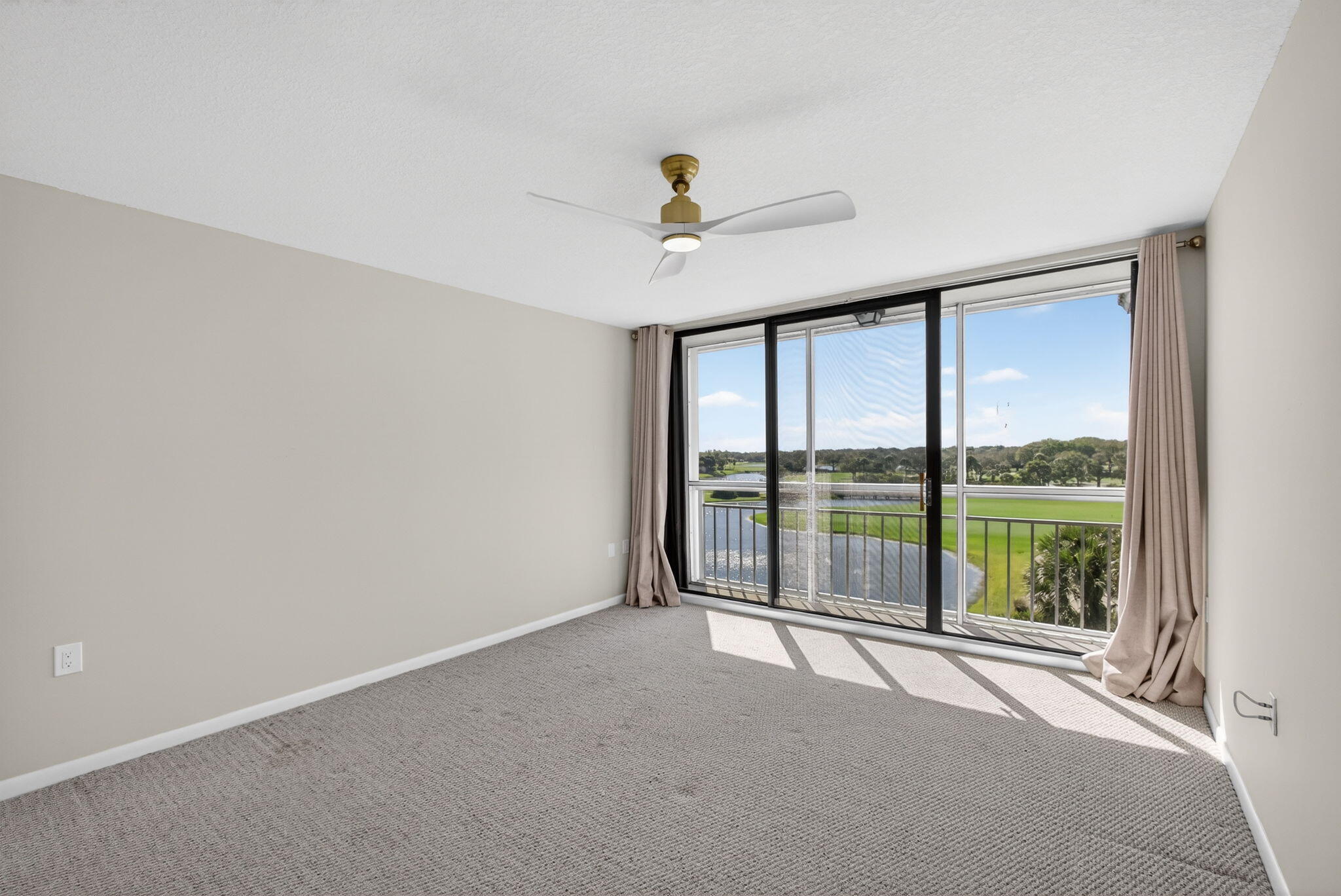 WHITEHALL VILLAGE - Residential