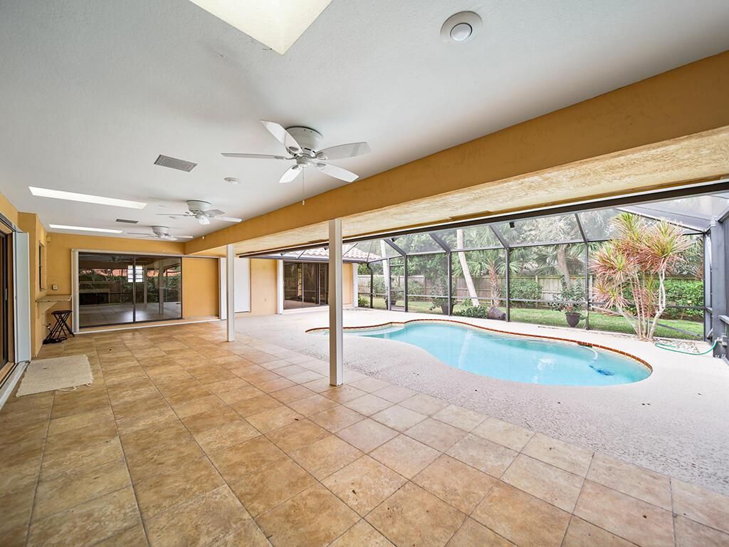 Photo of 9 W High Point Road, Sewalls Point, FL 34996 (MLS # R10952828)