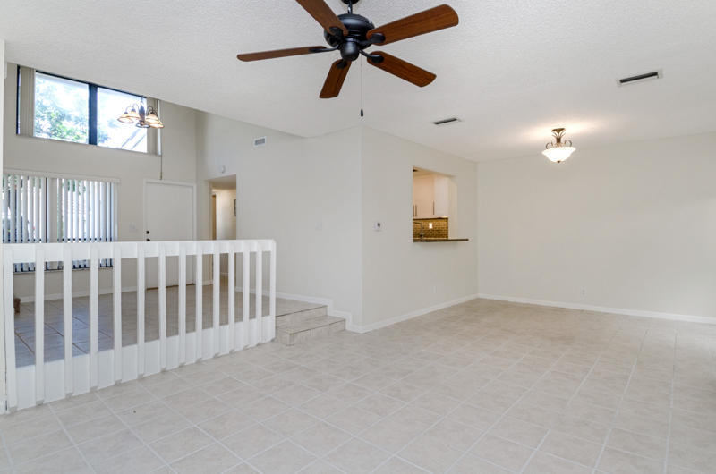 CAMINO DEL QUINTA - Residential Lease