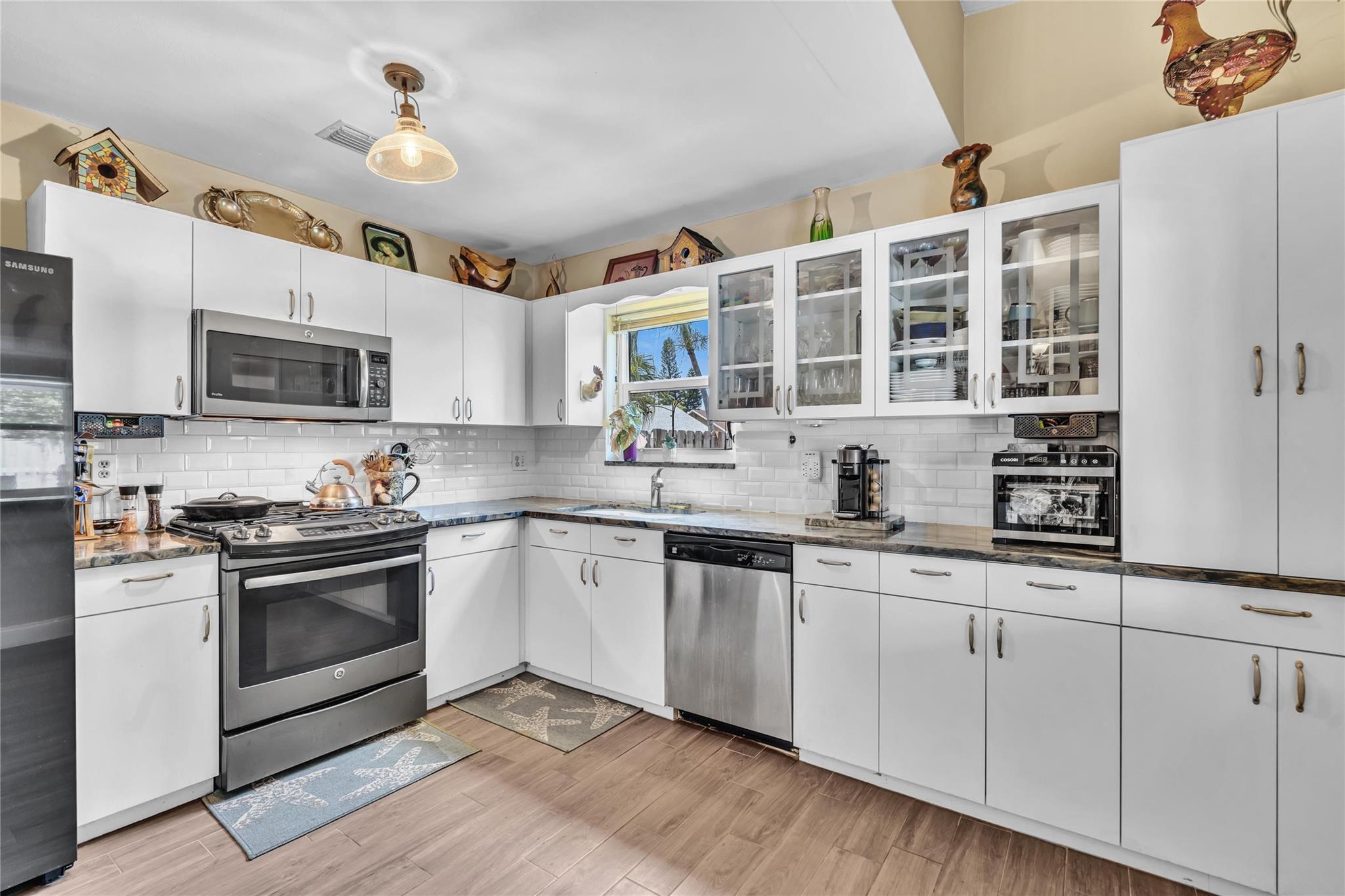 4510 NW 95th Ave