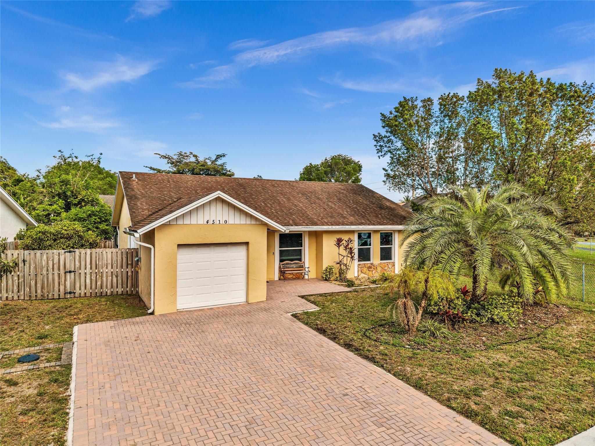 4510 NW 95th Ave