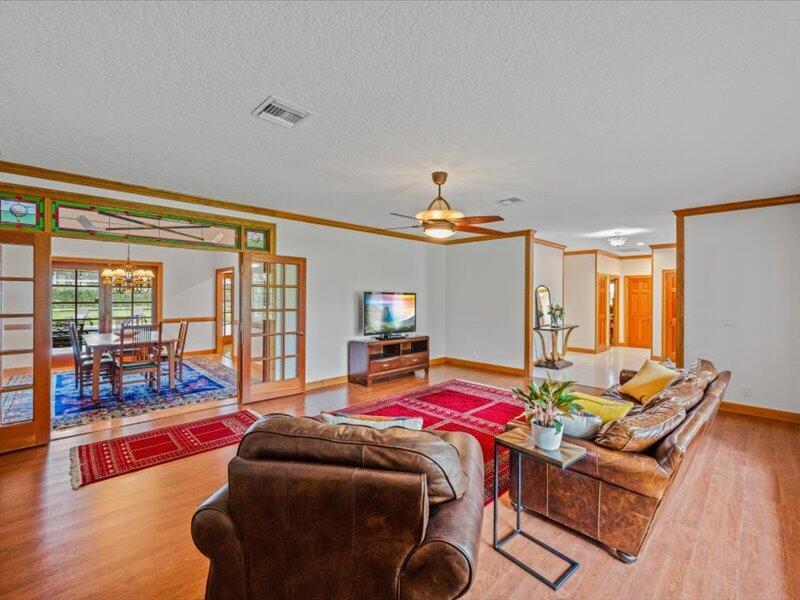 PADDOCK PARK 1 OF WELLINGTON - Residential