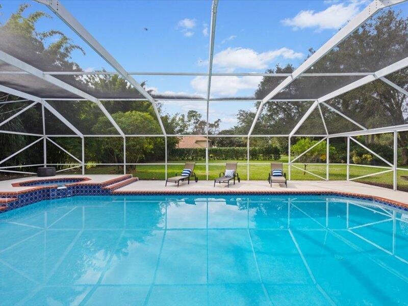 PADDOCK PARK 1 OF WELLINGTON - Residential