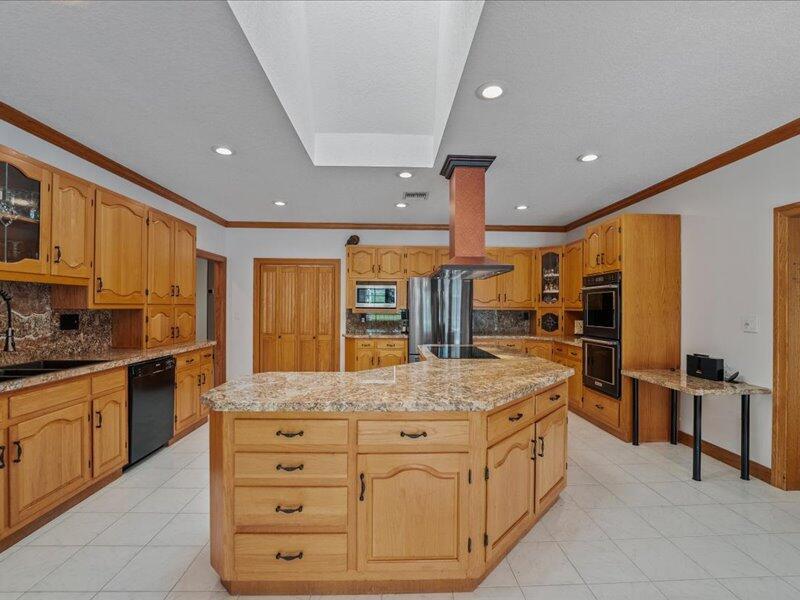 PADDOCK PARK 1 OF WELLINGTON - Residential