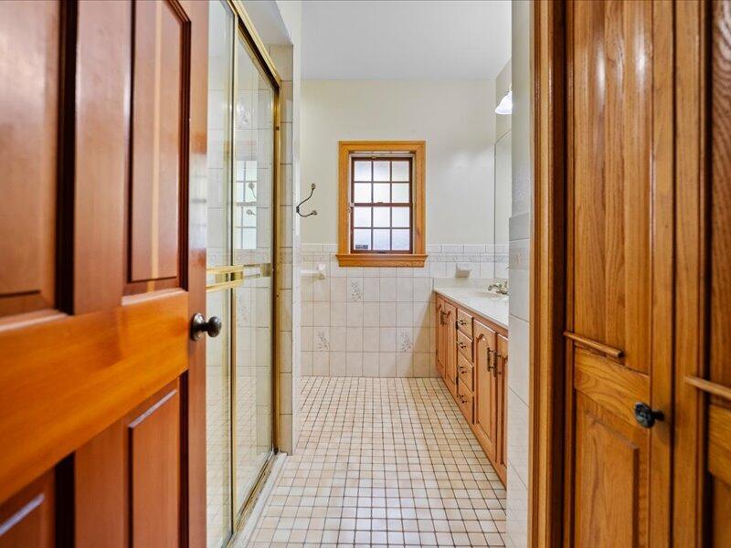 PADDOCK PARK 1 OF WELLINGTON - Residential