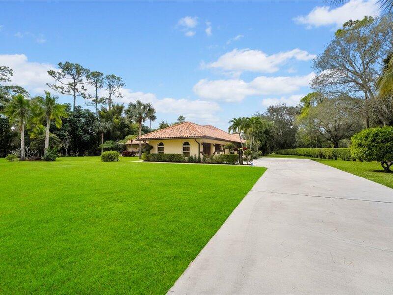 PADDOCK PARK 1 OF WELLINGTON - Residential