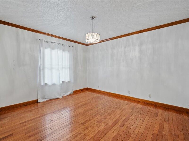 PADDOCK PARK 1 OF WELLINGTON - Residential