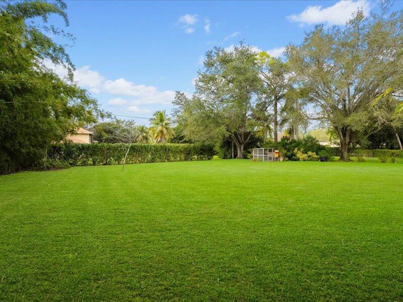 PADDOCK PARK 1 OF WELLINGTON - Residential