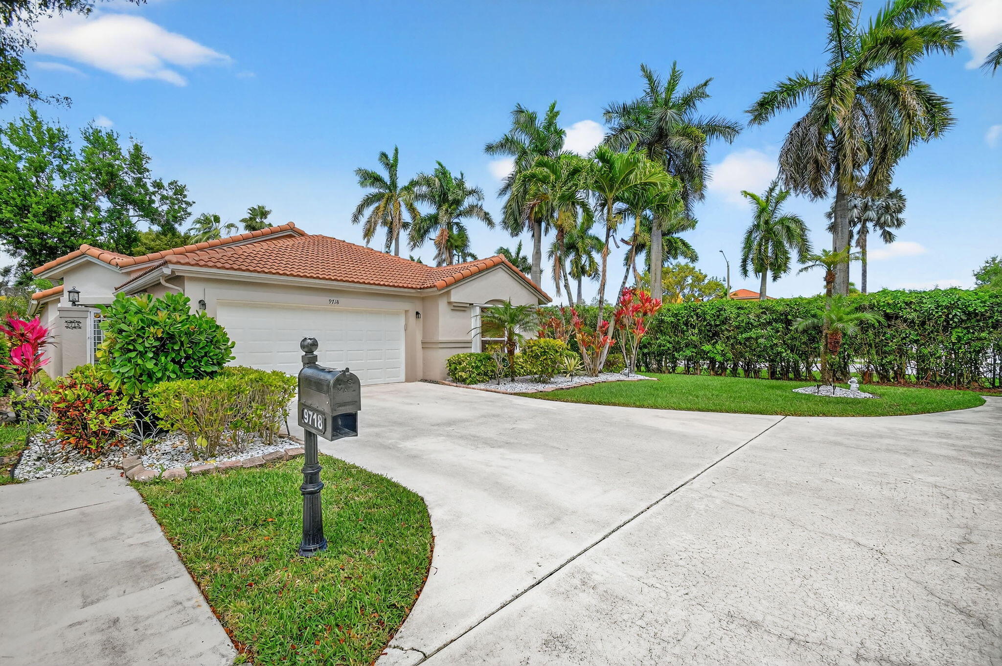 PALM ISLES - Residential