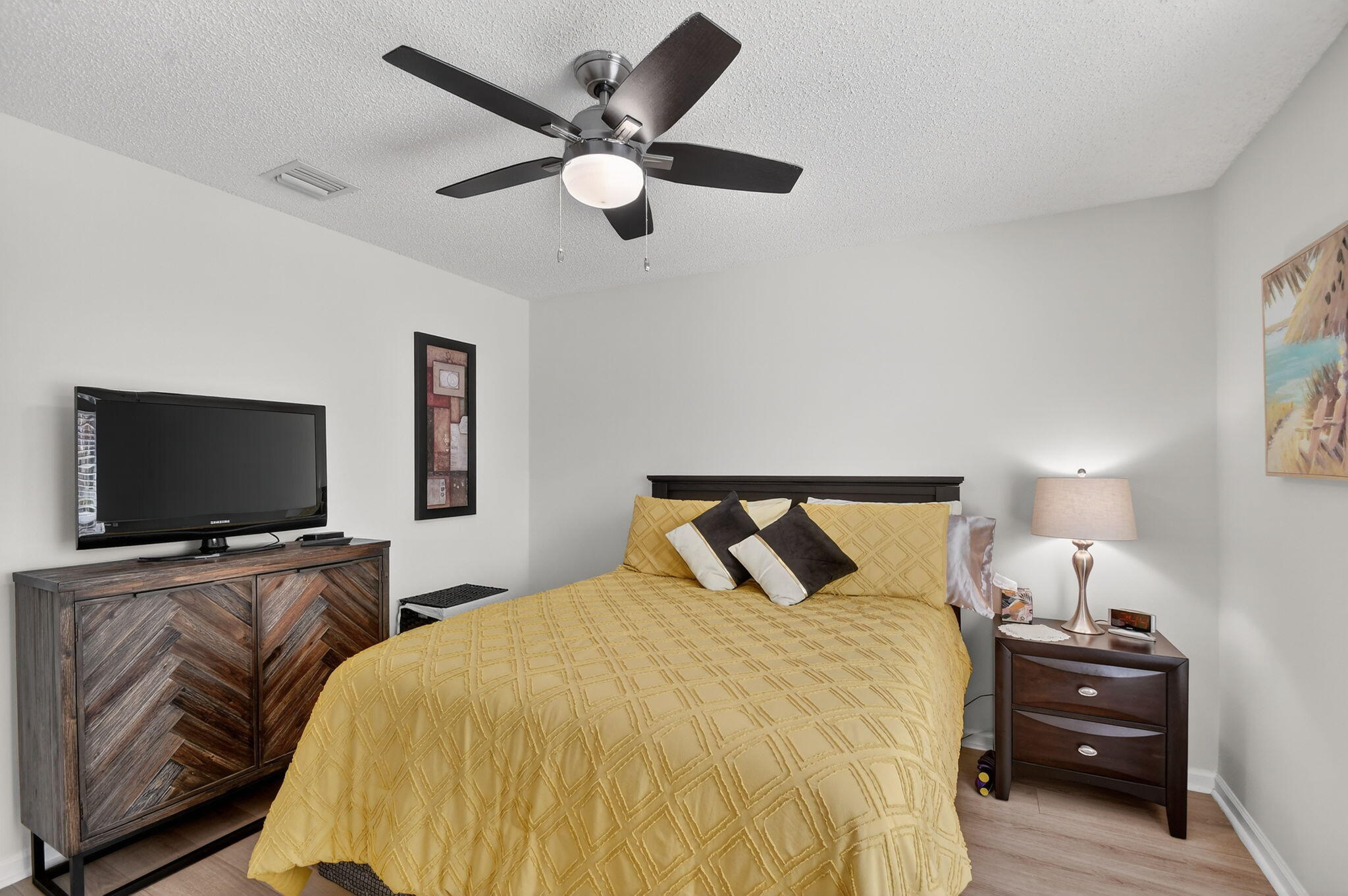 PALM ISLES - Residential