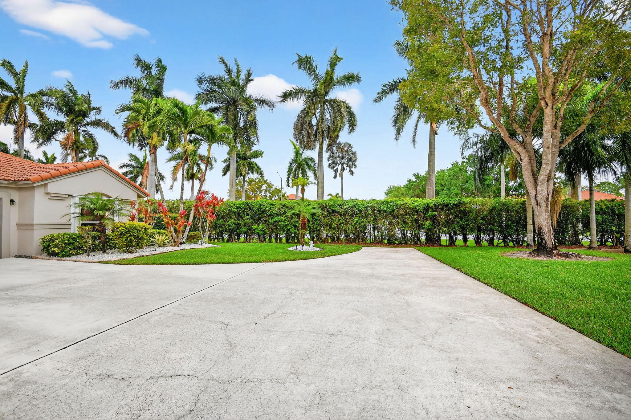 PALM ISLES - Residential