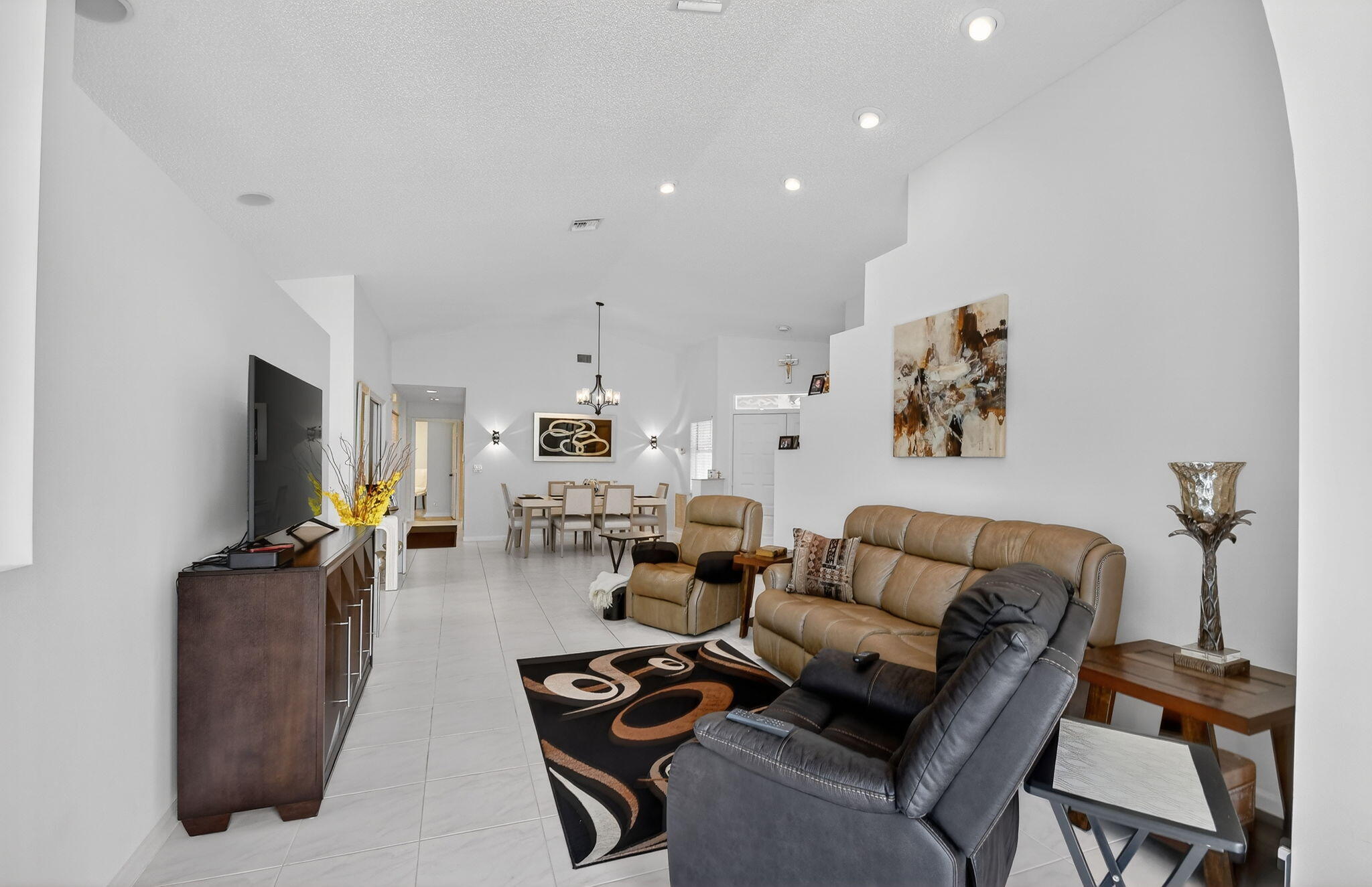 PALM ISLES - Residential