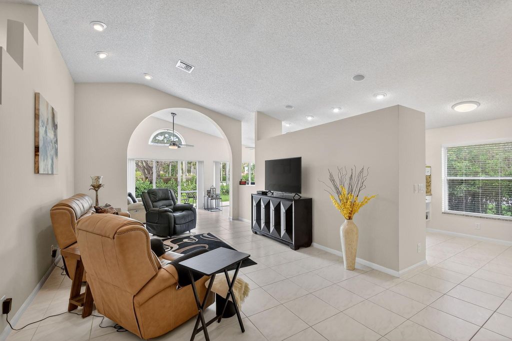 Photo of 9718 Harbour Lake Circle, Boynton Beach, FL 33437 (MLS # B26011481)